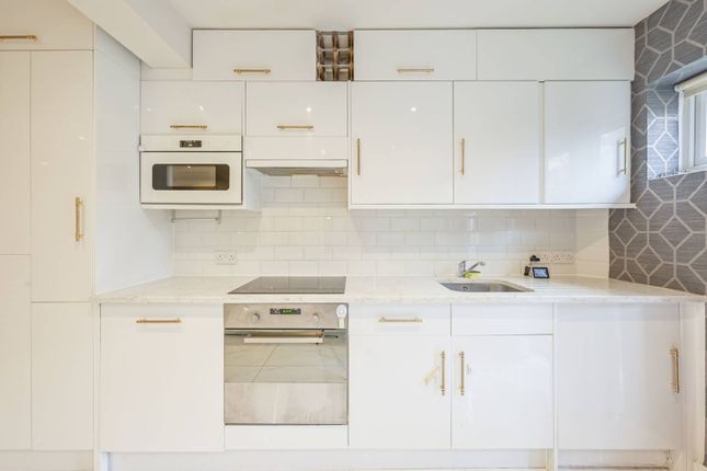 Property to rent in Barnfield Place, Isle Of Dogs, London