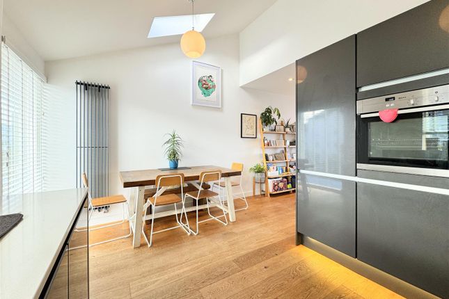 9 Quay Court, Mount Wise, Newquay photo 3