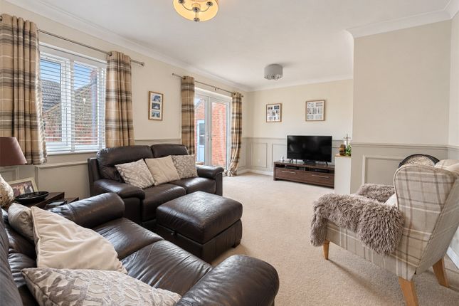 38, Churchfields Road, Sleaford photo 3