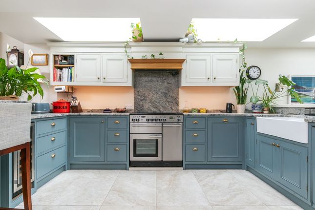 20 West End Terrace, Winchester photo 2