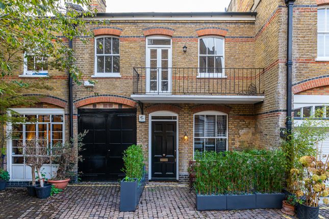 3 Bedroom House in SW7 1ET