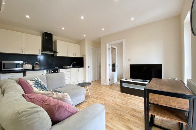 Thumbnail Flat for sale in Upper Stone Street, Maidstone