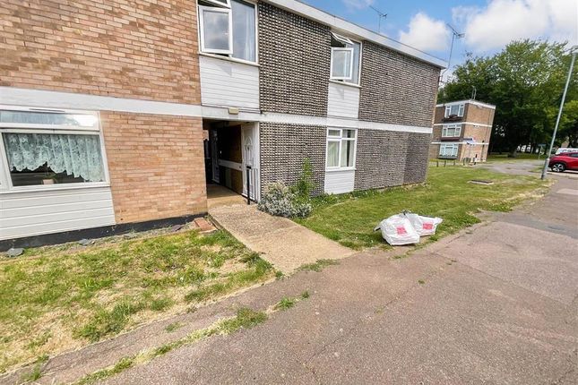 Thumbnail Maisonette for sale in Falstones, Basildon, Essex