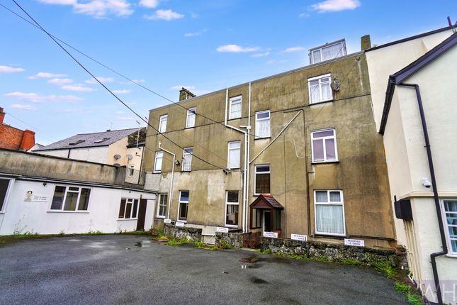 36 High Street, Pwllheli photo 4