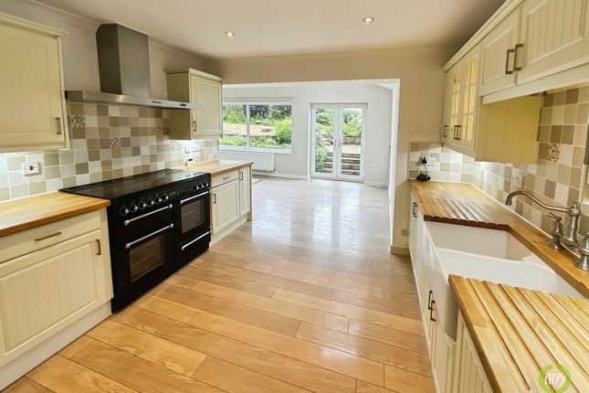 Sunnyhurst Tockholes Road, Darwen photo 4