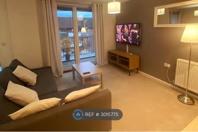 Florian Court, Hastings Road, London photo 2