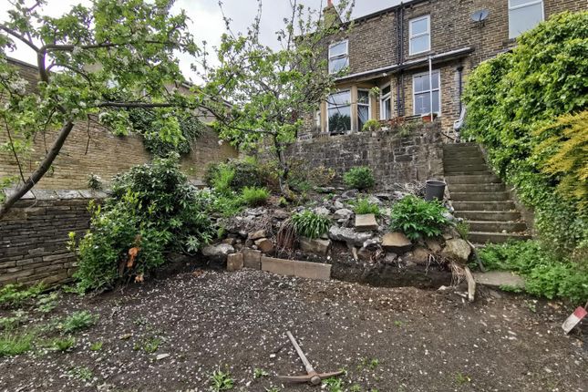 End terrace house for sale in Oakleigh Road, Clayton, Bradford