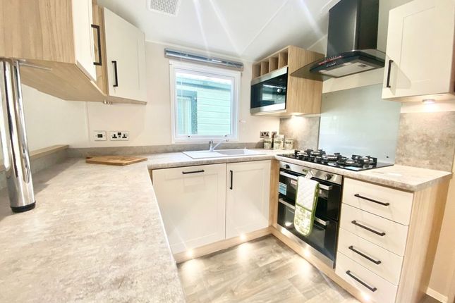 Stratheck Holiday Park - Willerby - Manor - 2023 | For Sale