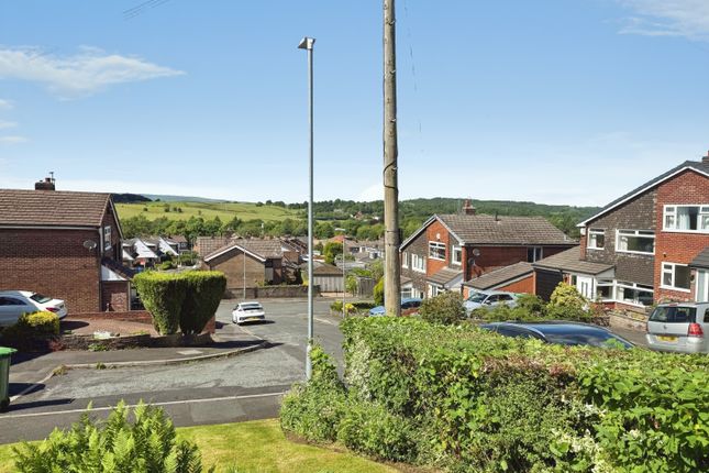 12, Instow Close, Chadderton, Oldham photo 4