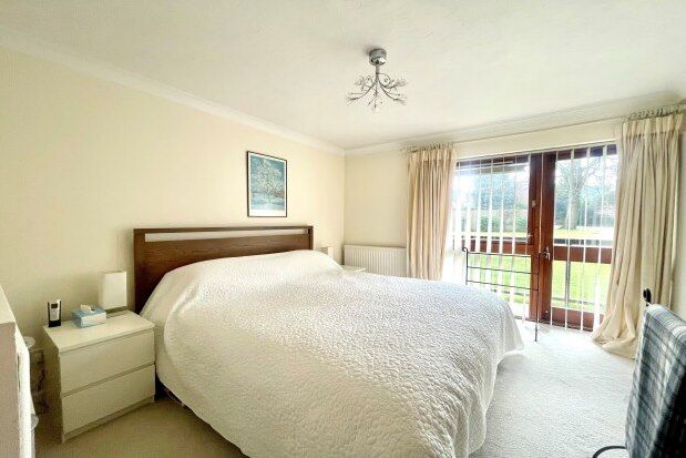 Flat to rent in Dene Lodge, Poole