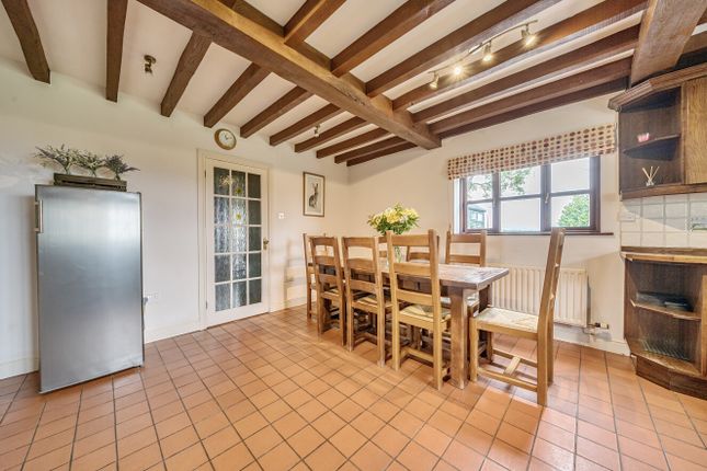 1361387-29-68Dd48...