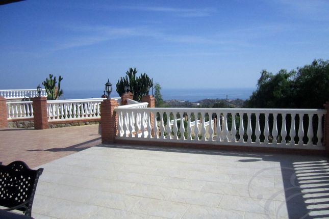 Villa for sale in Benajarafe, Axarquia, Andalusia, Spain