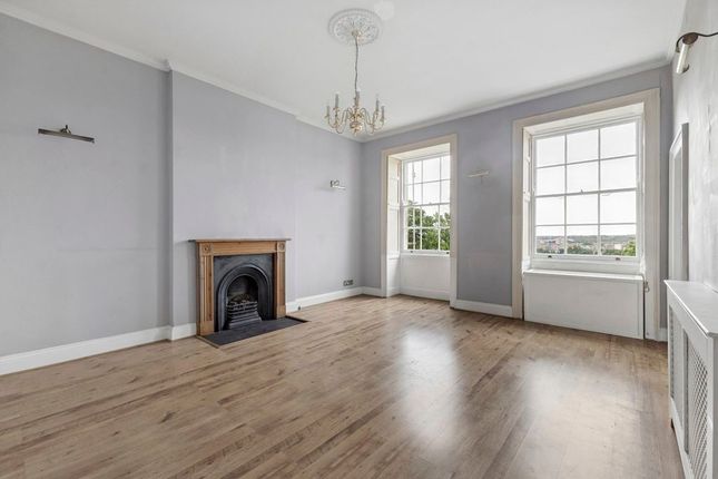 Second Floor Flat, 4, Cornwallis Crescent, Bristol photo 2