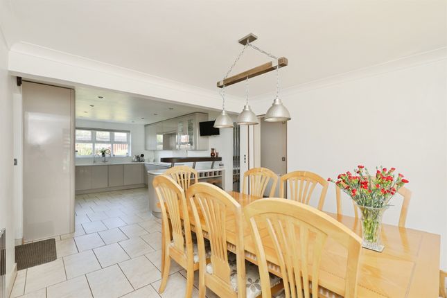 8, Water Fir Drive, Doncaster photo 4