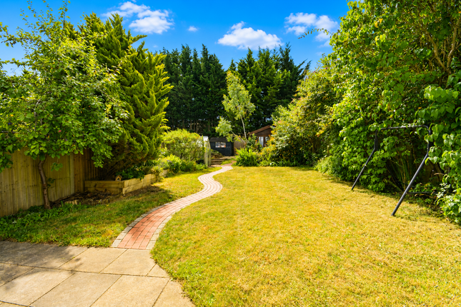 5, Burnell Rise, Letchworth Garden City photo 4