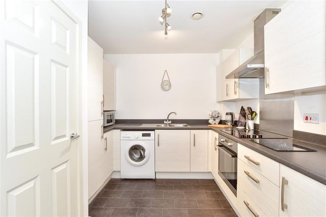 Maisonette for sale in Longley Road, Chichester, West Sussex