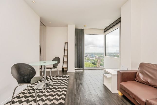 Apartment 2307, The Cube West, 197, Wharfside Street, Birmingham photo 4