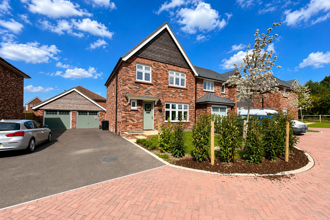 3-bed house on 9 Border Close, Shaftesbury, £380,000