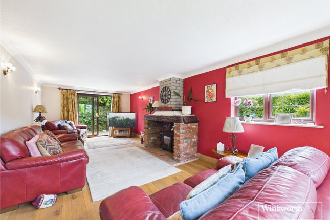 Set Square,, Long Grove, Reading photo 4