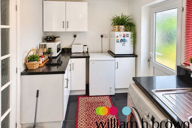 James Close, Wivenhoe photo 3