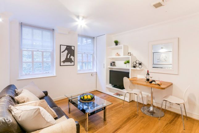 Thumbnail Flat to rent in Carter Court, London