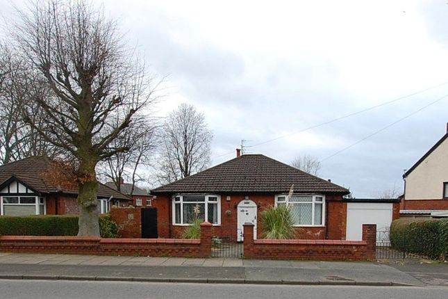 3 Wood Lane, Ashton-under-Lyne, OL6 8TG - listing photo
