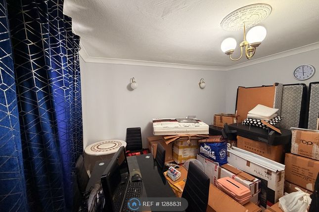 Staunton Road, Slough photo 4