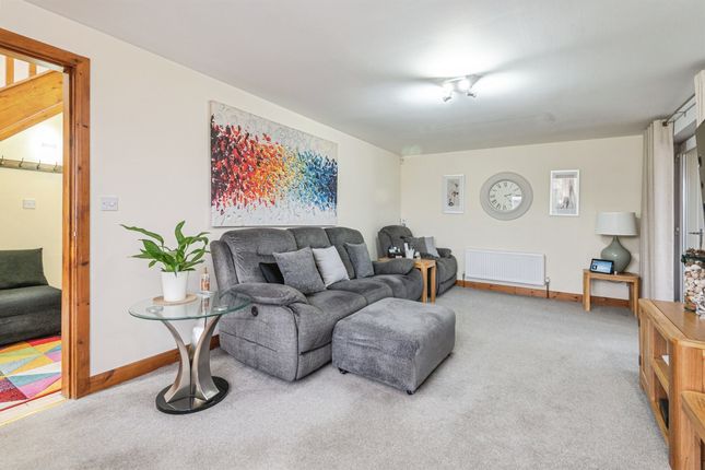 22a, Wherwell Road, Brighouse photo 5
