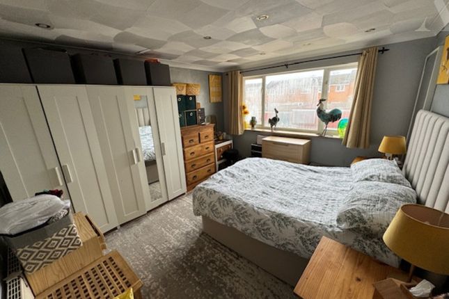 39 Kington Way Bed 1