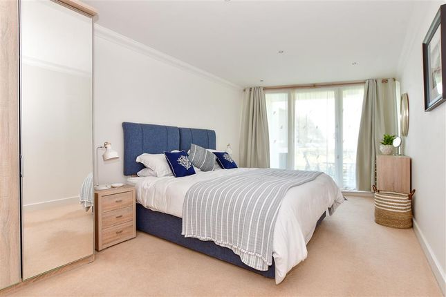 Flat for sale in Luccombe Road, Shanklin, Isle Of Wight