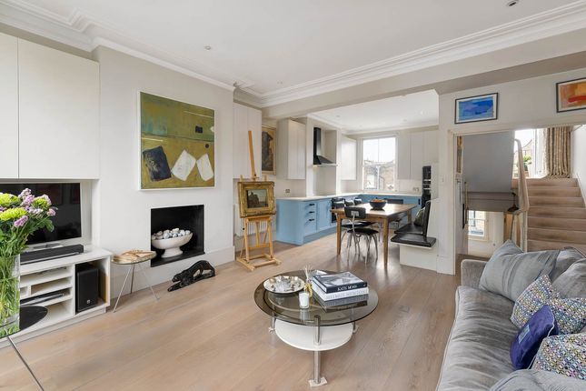 Thumbnail Flat for sale in Redburn Street, London