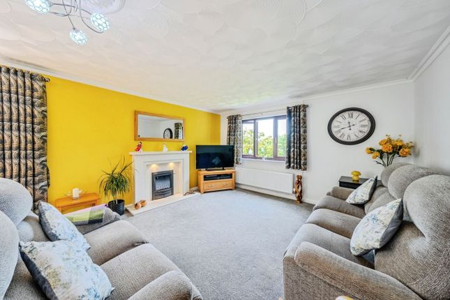 34, Seymour Avenue, Caldicot photo 4