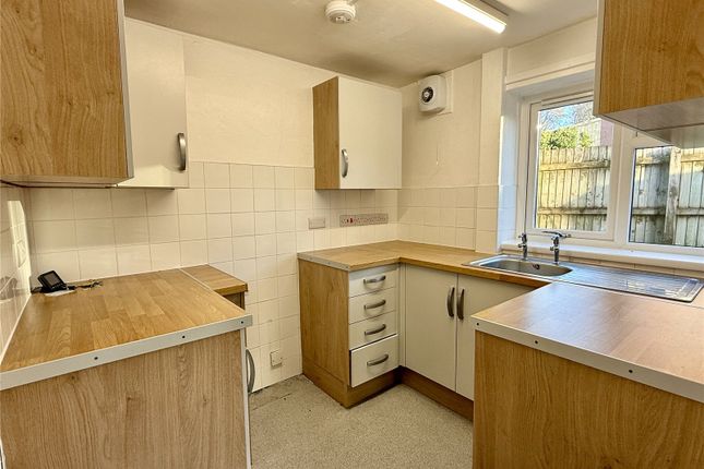 21, Dolgwenith, Powys photo 2