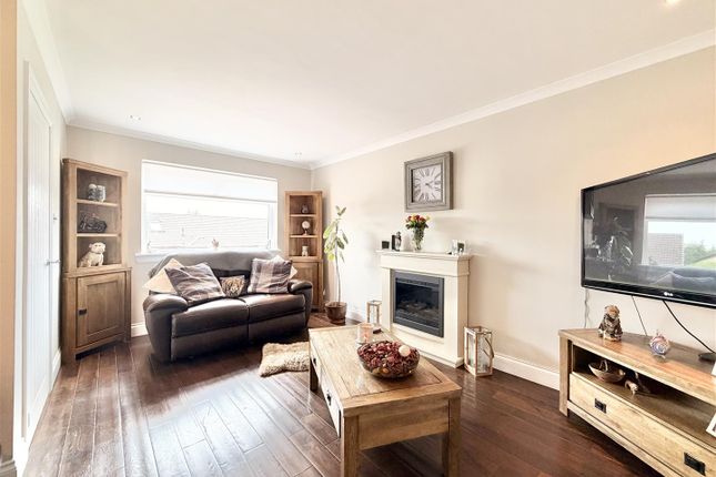 42, Grangeneuk Gardens, Glasgow photo 3