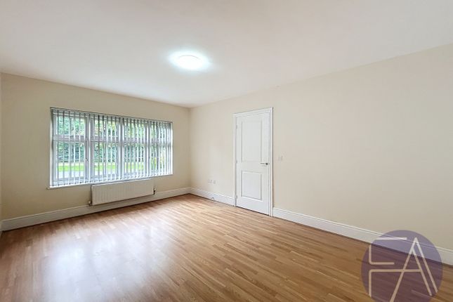36 Sanderling Drive, Banks, Lancashire photo 3