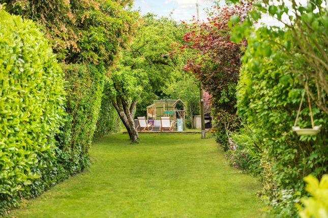 Ivy Bank,, Longwell, Towcester photo 4