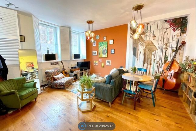 Flat, Duke Street, Luton photo 3