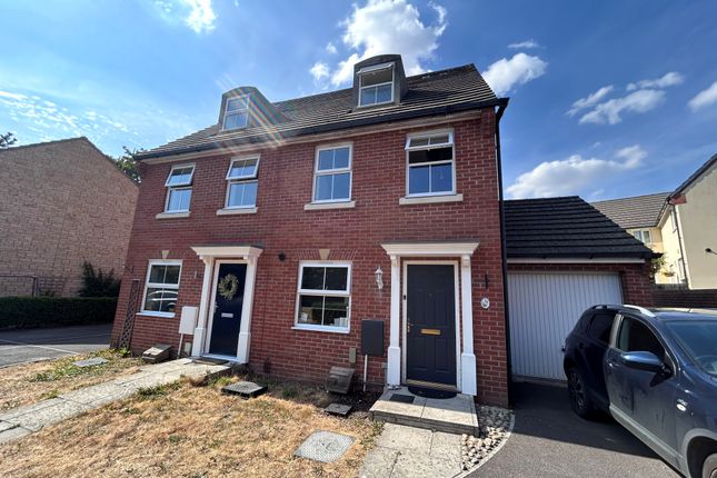 3-bed house on 16, Wincanton, £1,250/mo