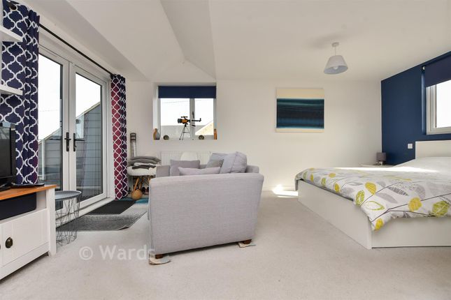 20, Epple Bay Avenue, Birchington photo 4