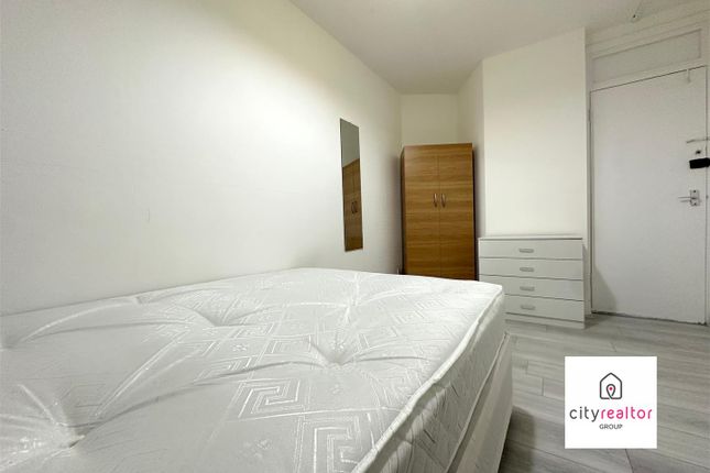 Thumbnail Room to rent in Three Colt Street, London