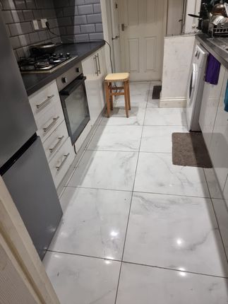 56, Coniston Way, Hornchurch photo 4