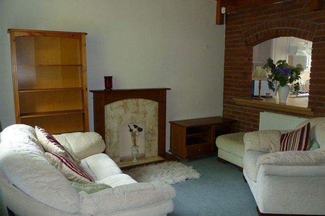 Thumbnail Terraced house to rent in Queens Park Gardens, Crewe