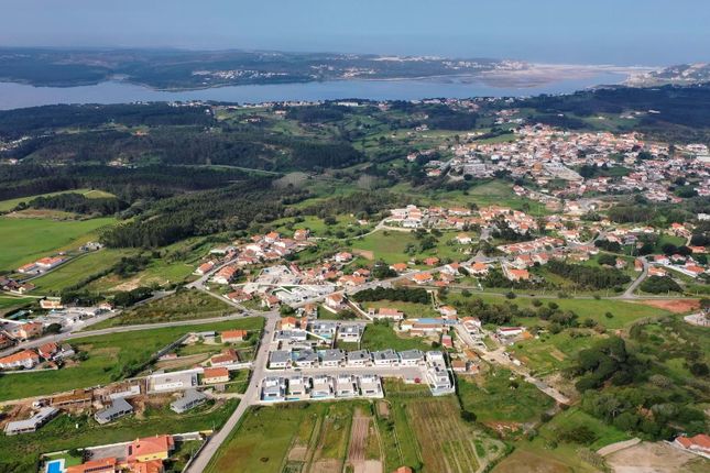 Thumbnail Villa for sale in 2500 Caldad Da Rainha, Portugal