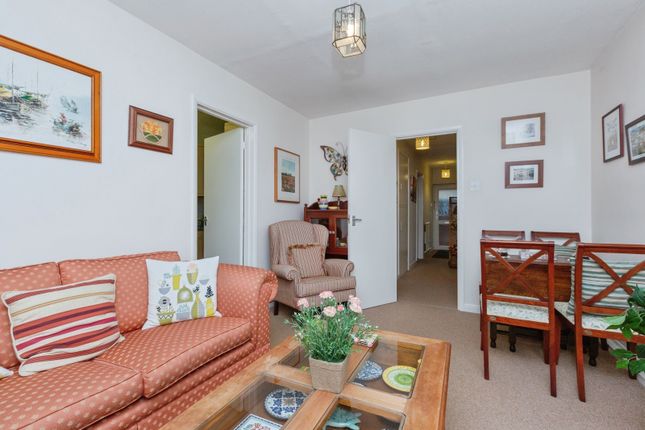 61, Park Rise, Leicestershire photo 2