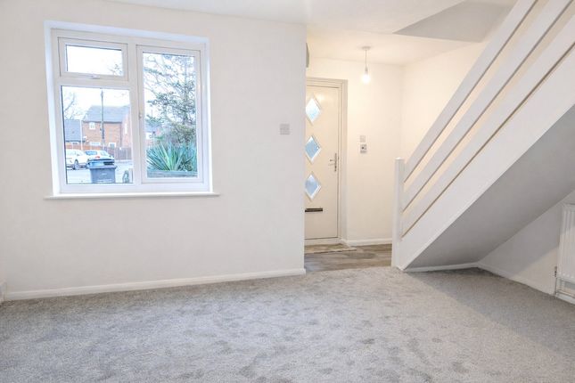 19, Deanside Drive, Leicestershire photo 3