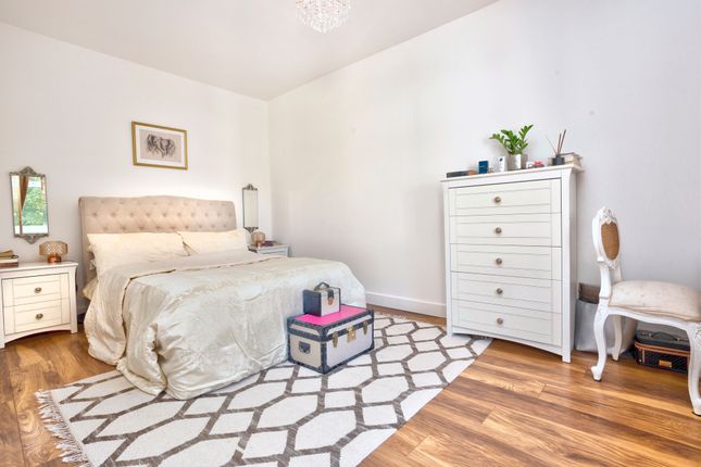 Flat 4, Rissom Court, Brighton photo 4