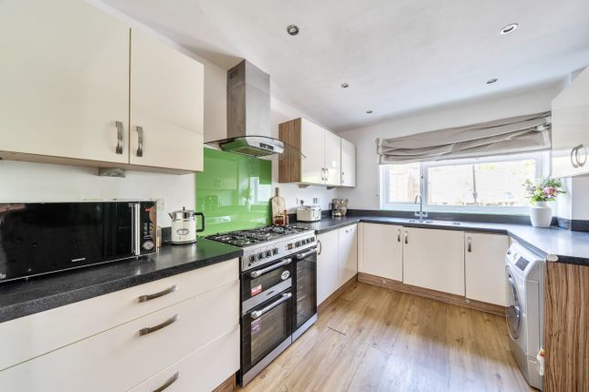 20b, Station Road, Henlow photo 5