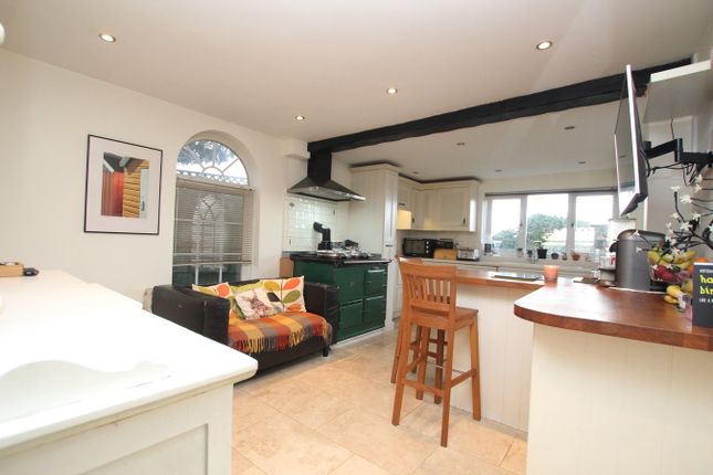 115, Old Charlton Road, Shepperton photo 3