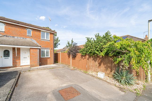 Semi-detached house for sale in Poundfield Way, Twyford, Reading, Berkshire