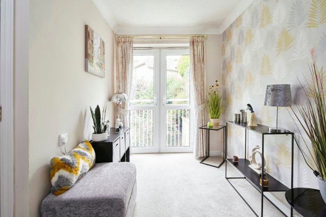 26, Aire Valley Court, Bingley photo 3